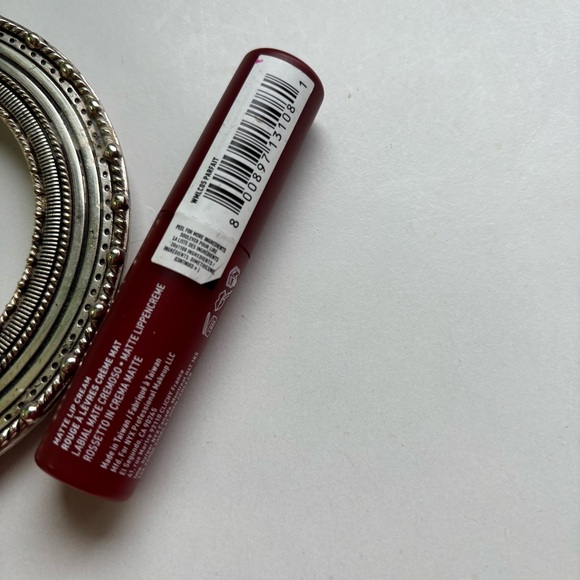 NYX Smooth Whip Matte Lip Cream - Picture 2 of 3